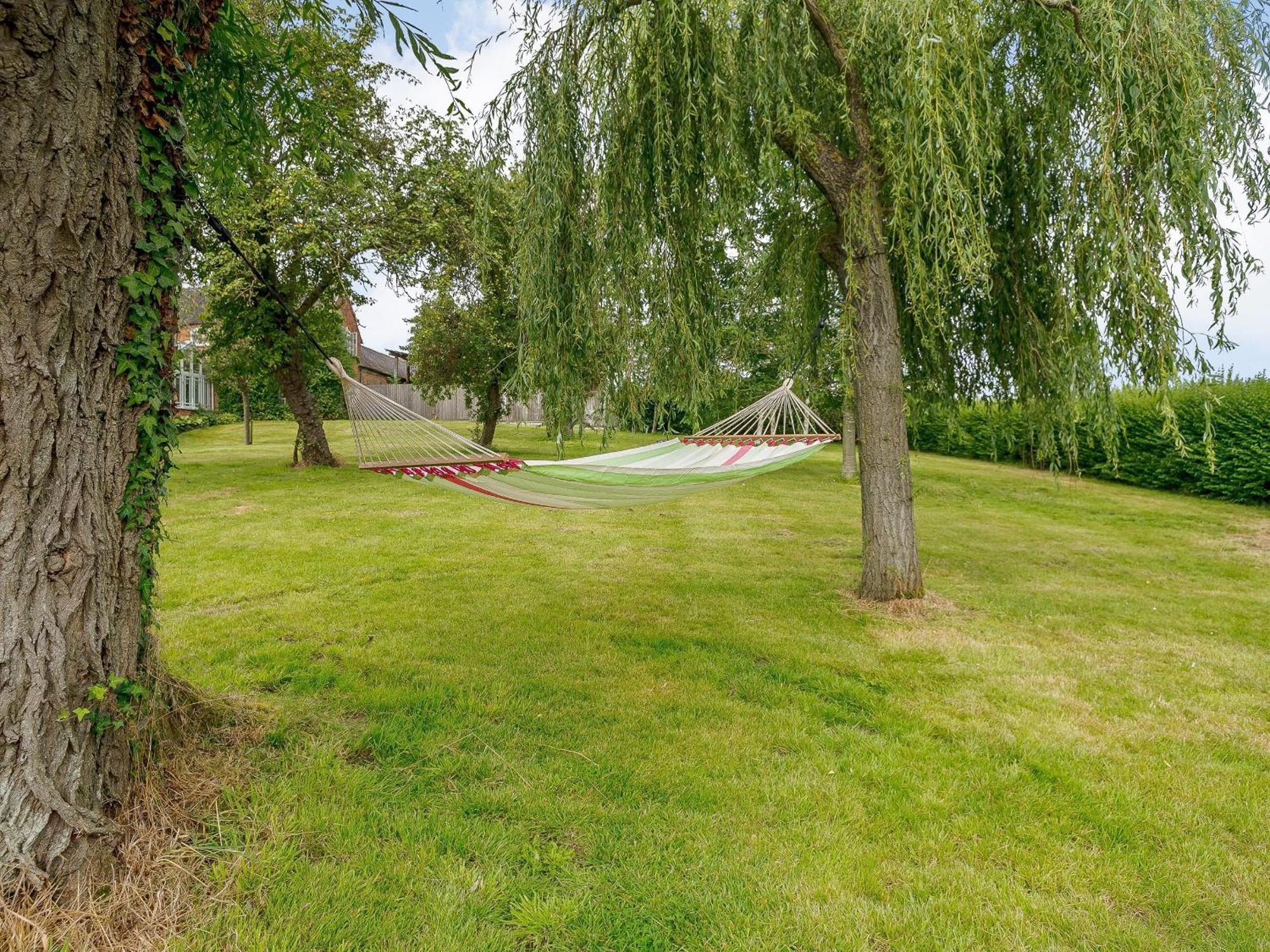 Under Willows - Uk12608 Burton Overy Exterior photo